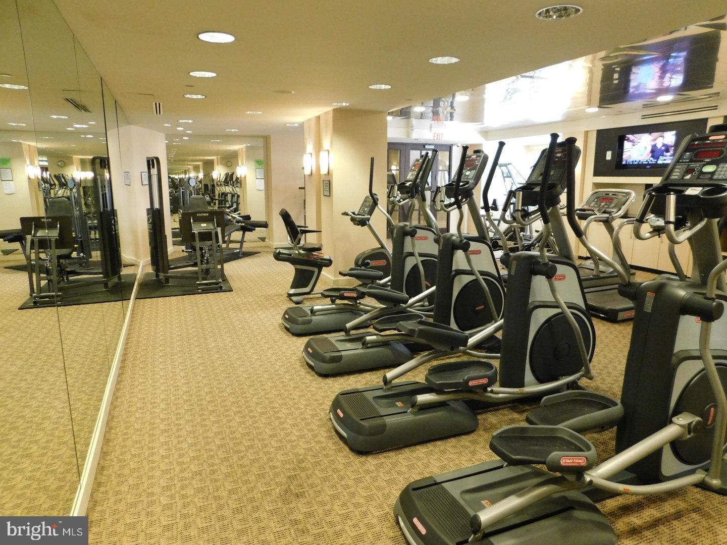 GALLERY AT WHITE FLINT - Residential Lease