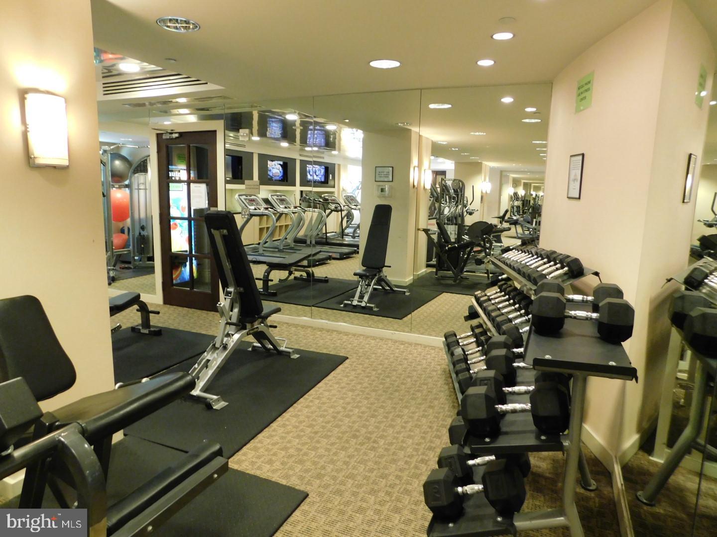 GALLERY AT WHITE FLINT - Residential Lease