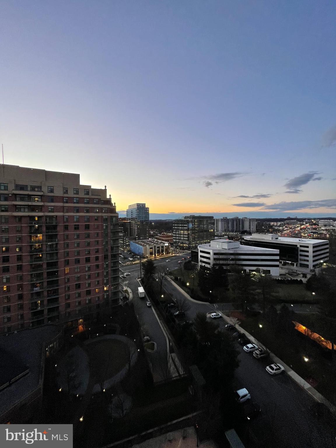 GALLERY AT WHITE FLINT - Residential Lease