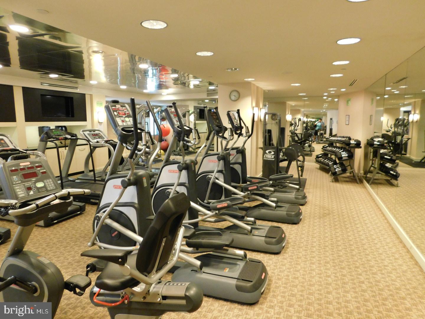 GALLERY AT WHITE FLINT - Residential Lease