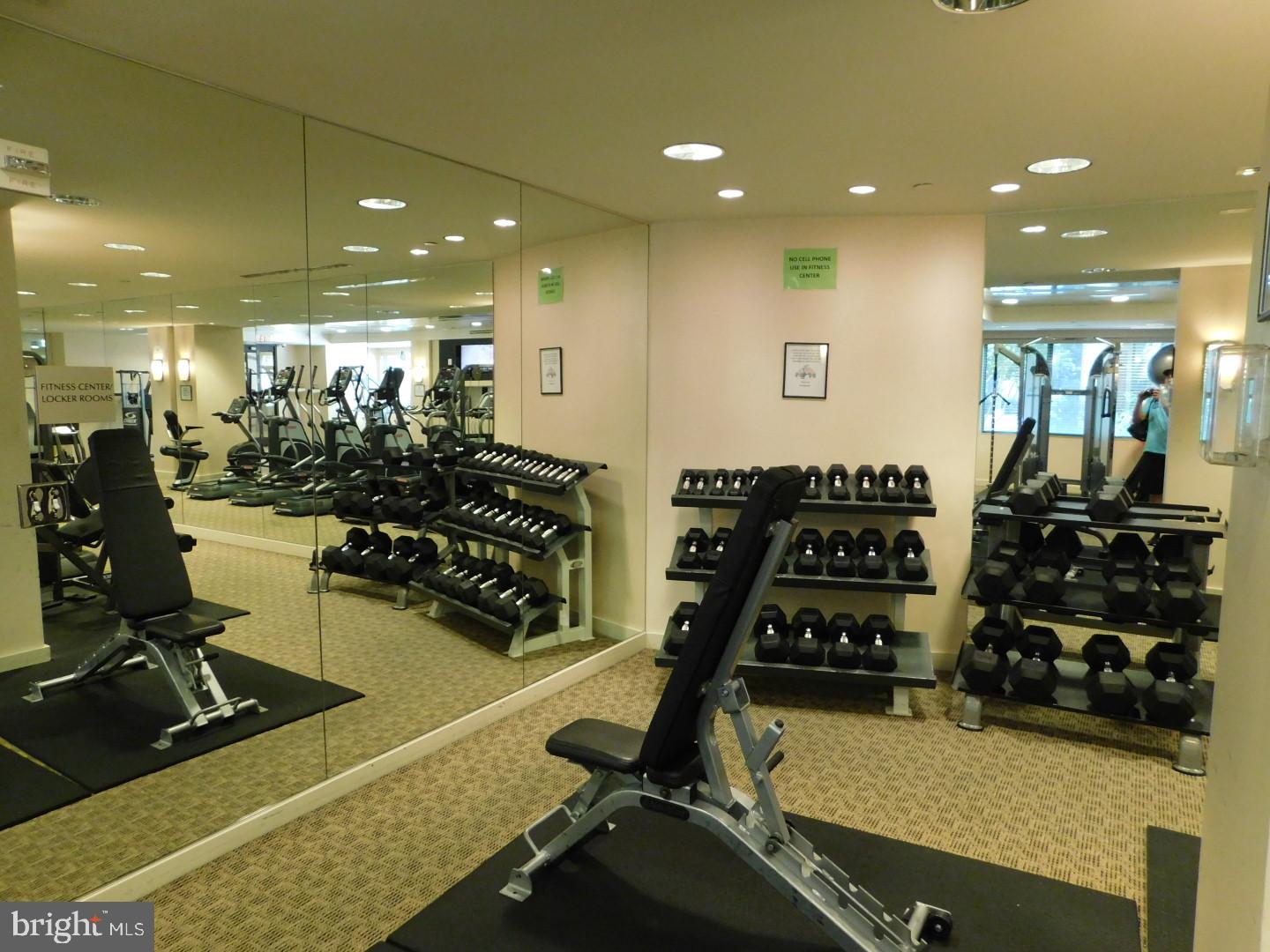 GALLERY AT WHITE FLINT - Residential Lease