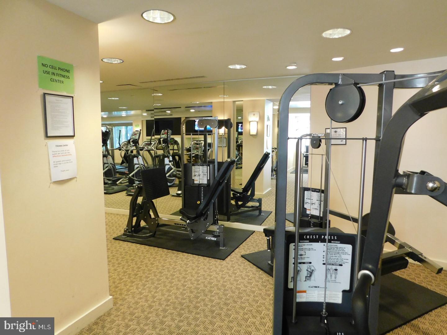 GALLERY AT WHITE FLINT - Residential Lease