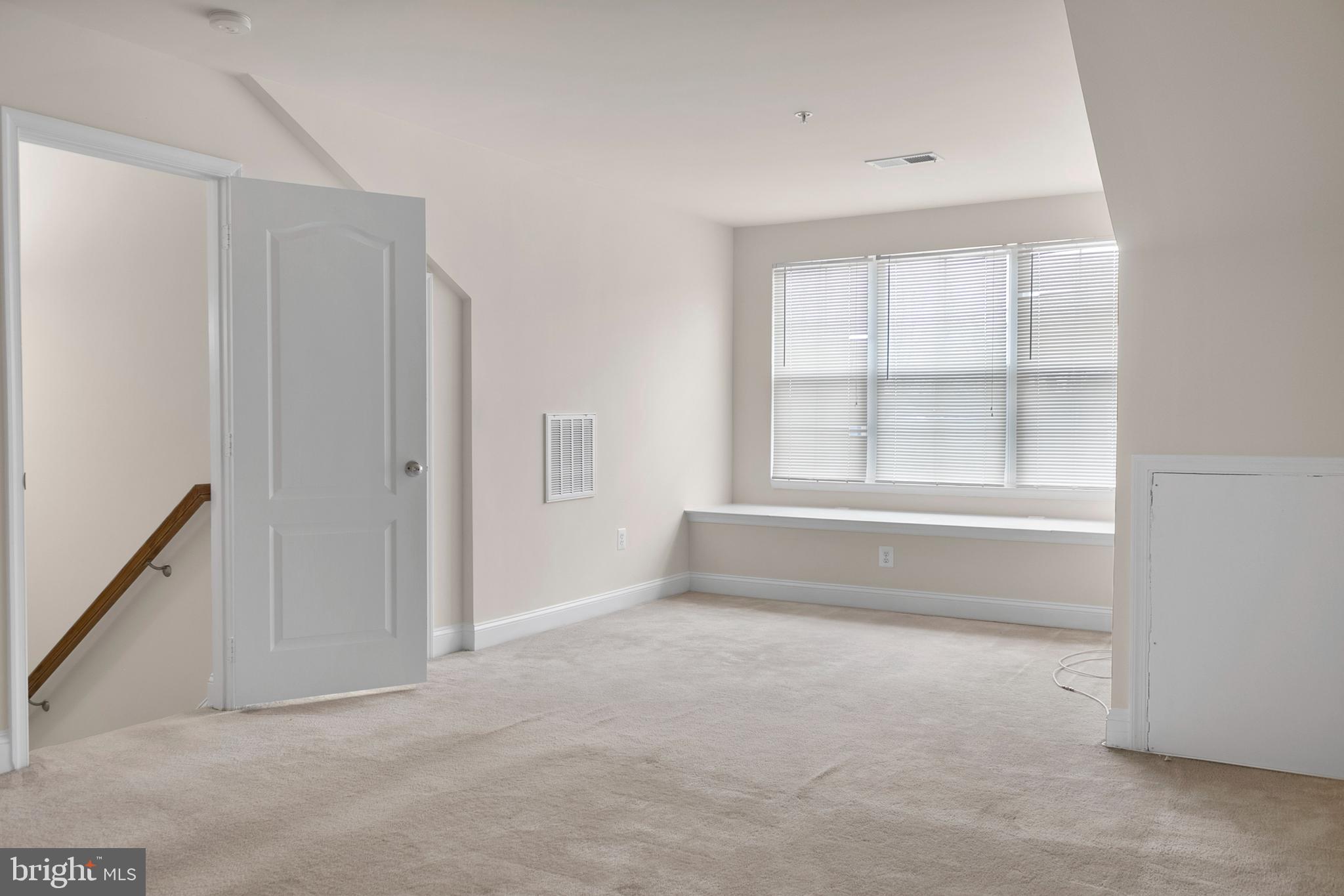 RIVER WATCH - Residential Lease