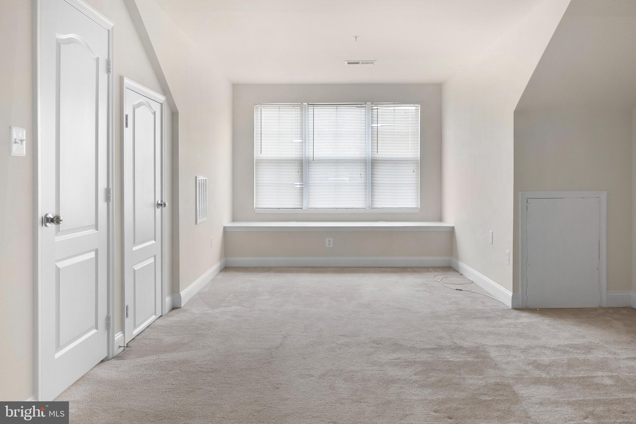 RIVER WATCH - Residential Lease