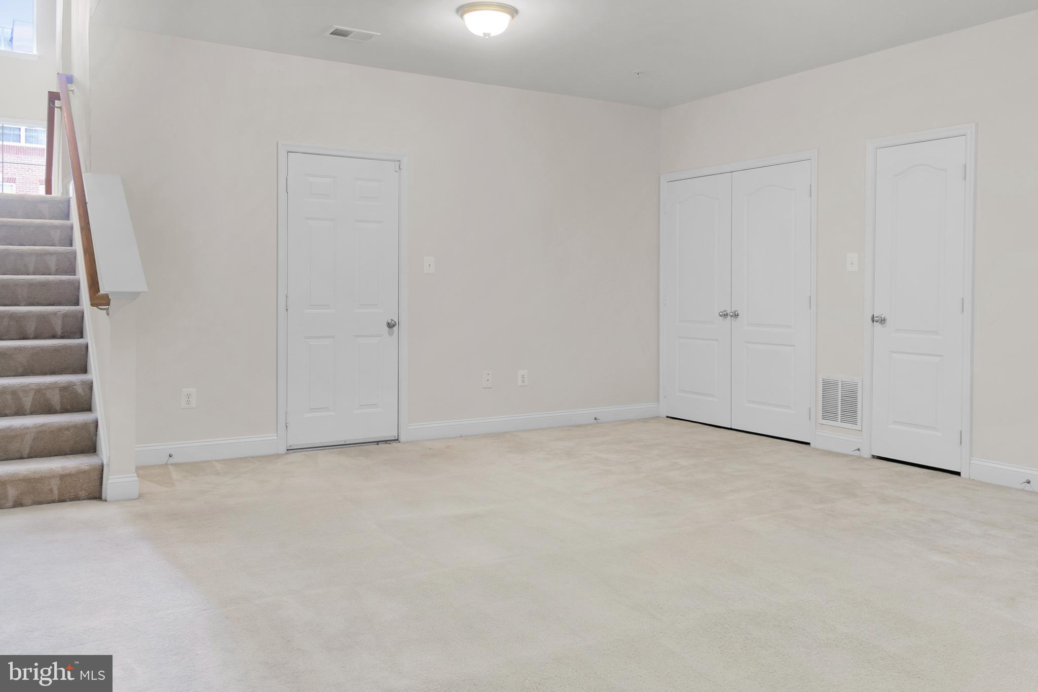 RIVER WATCH - Residential Lease