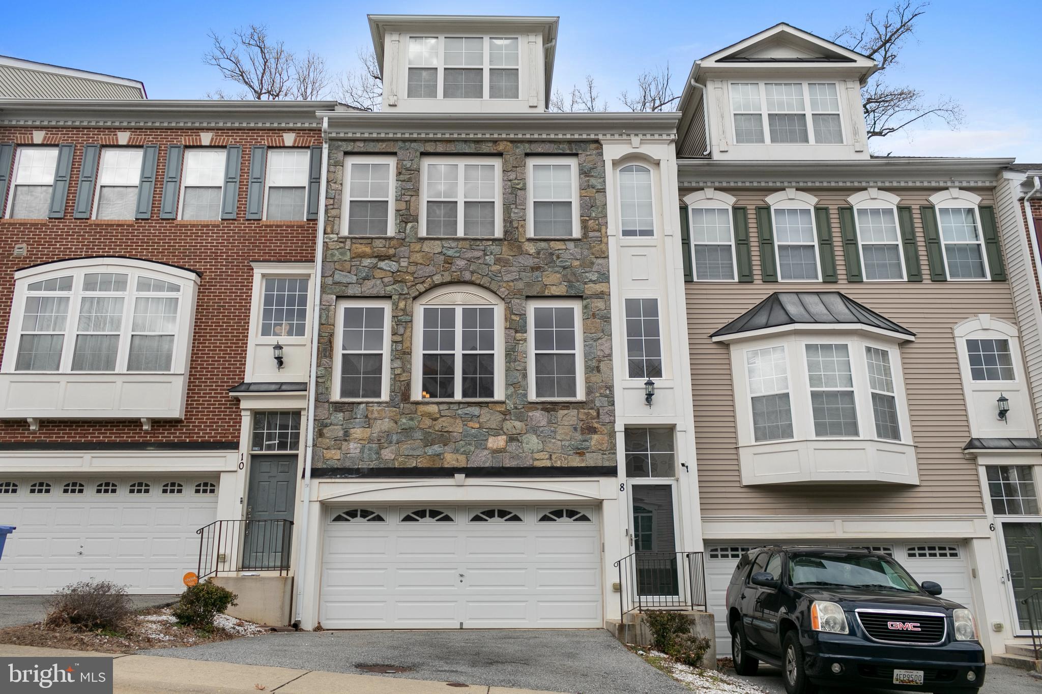 RIVER WATCH - Residential Lease