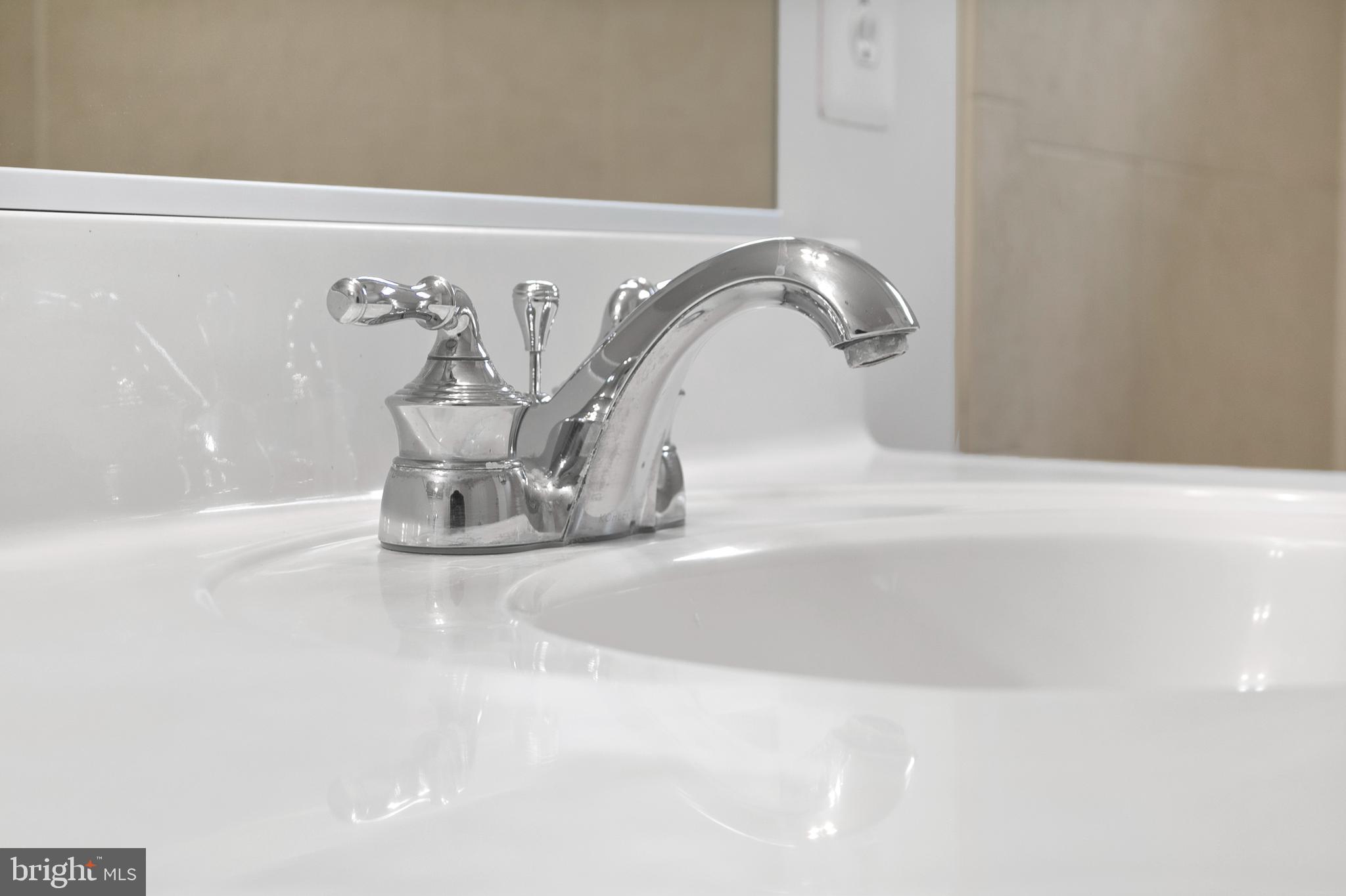 RIVER WATCH - Residential Lease