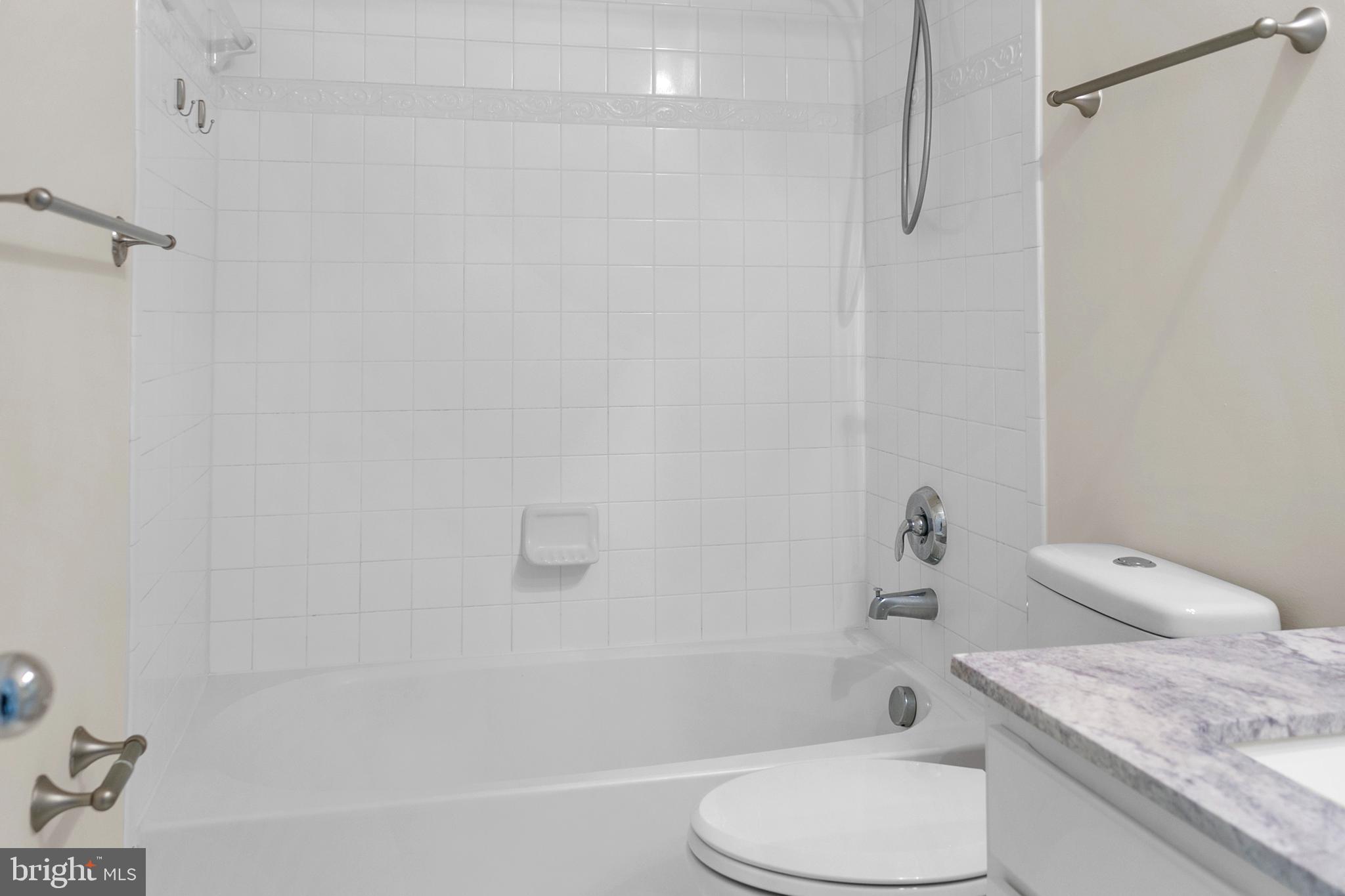 RIVER WATCH - Residential Lease