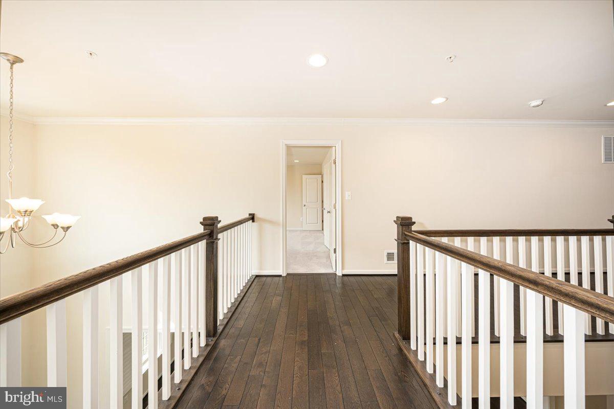 LANDSDALE - Residential