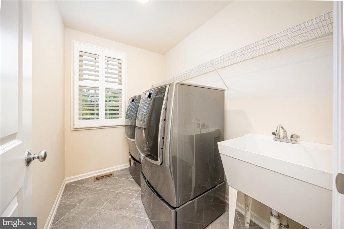 LANDSDALE - Residential