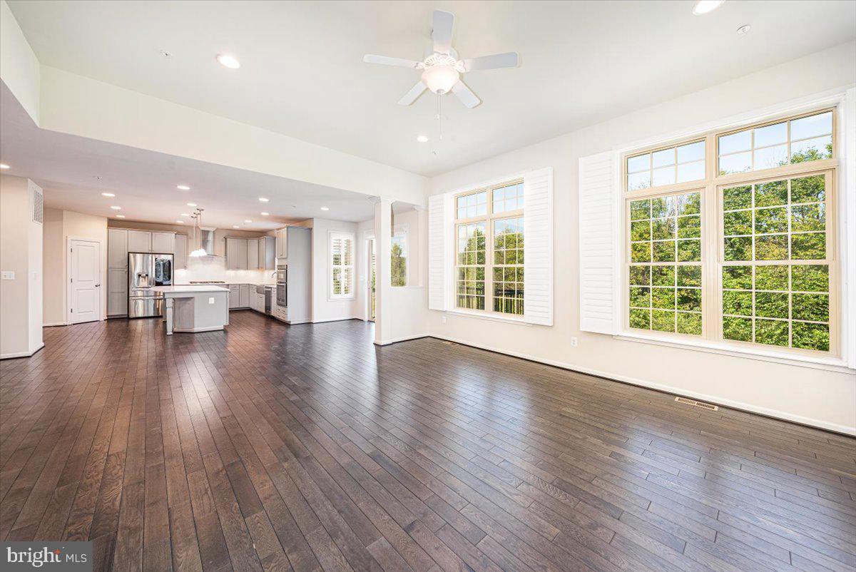 LANDSDALE - Residential