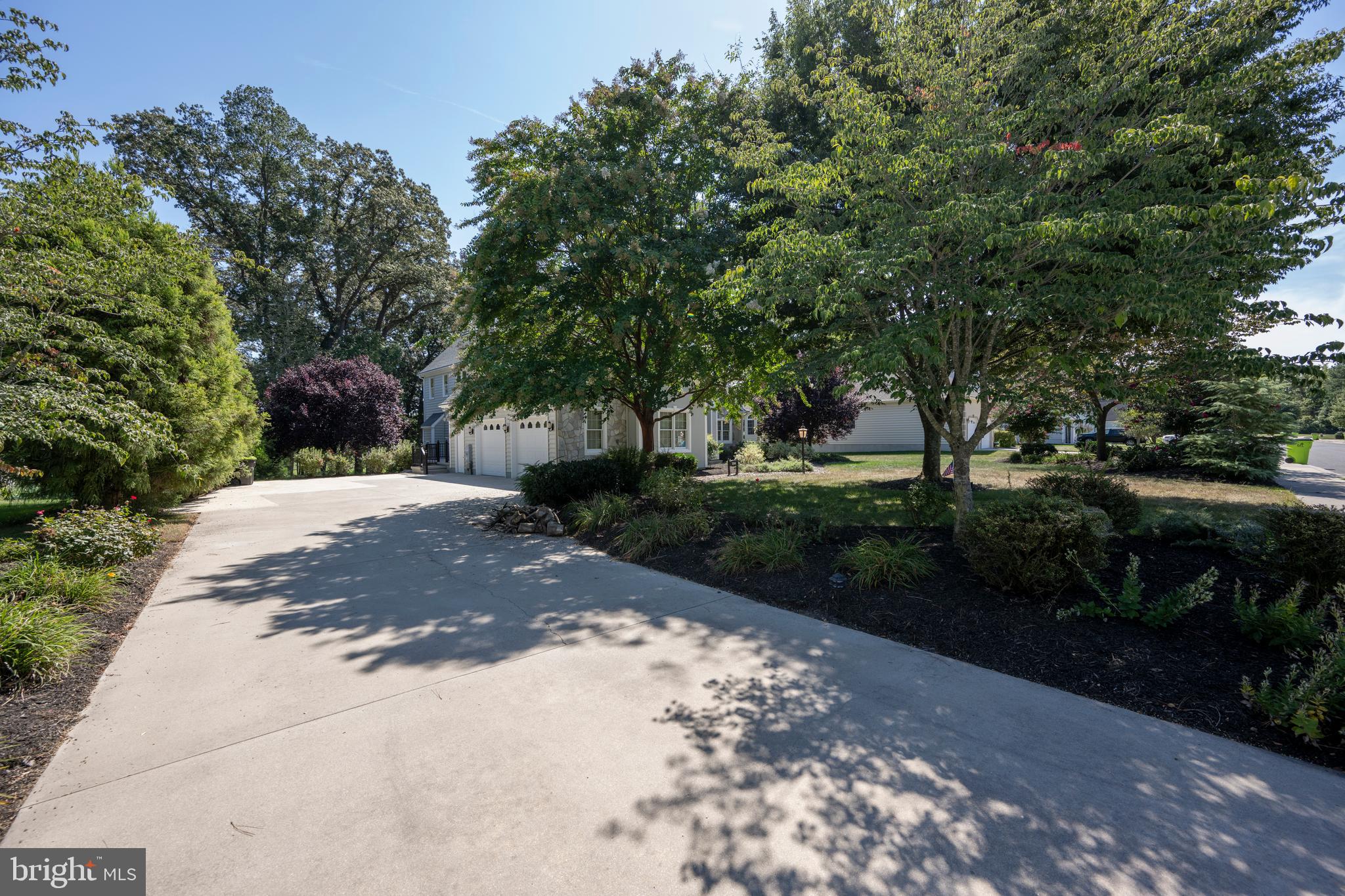 WAGAMONS WEST SHORES - Residential