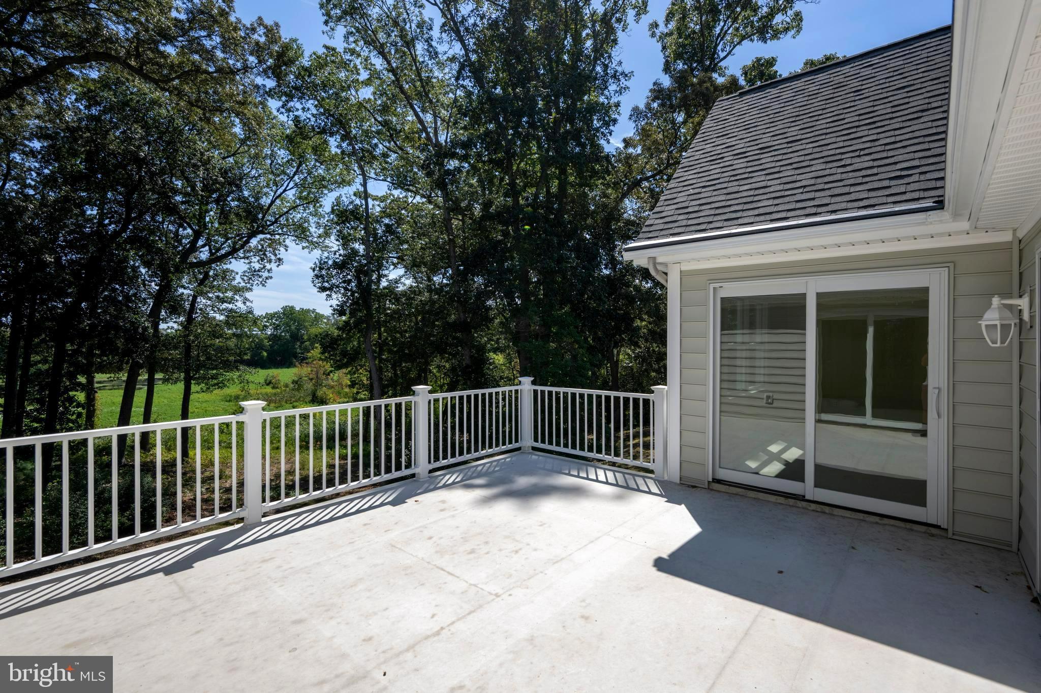 WAGAMONS WEST SHORES - Residential