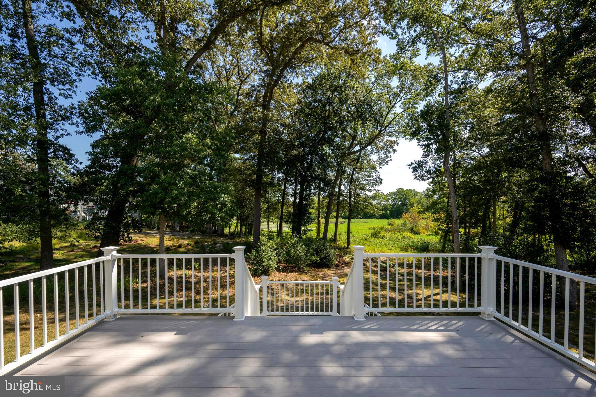 WAGAMONS WEST SHORES - Residential