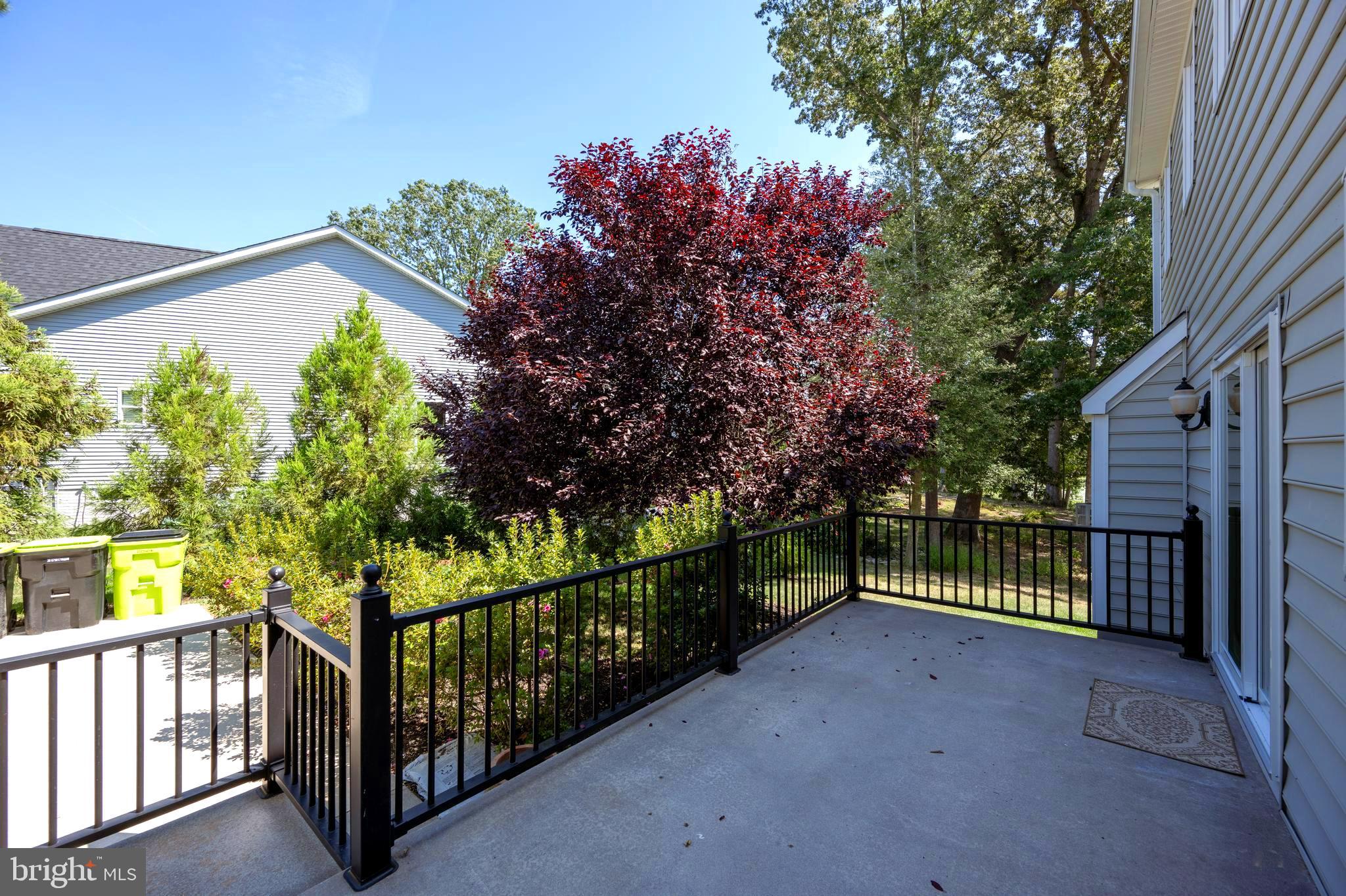 WAGAMONS WEST SHORES - Residential