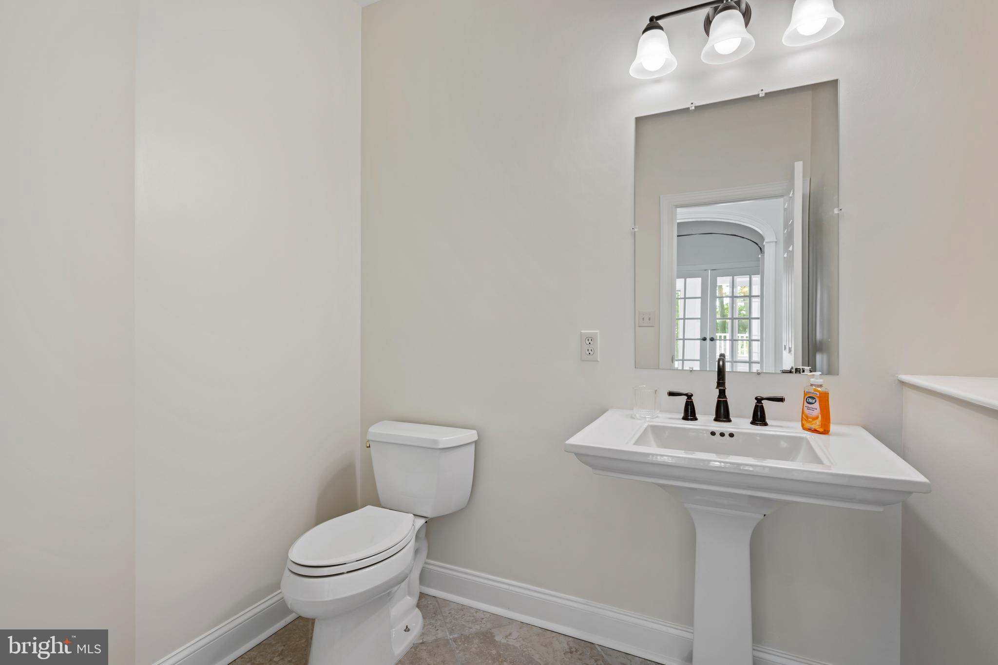 WAGAMONS WEST SHORES - Residential