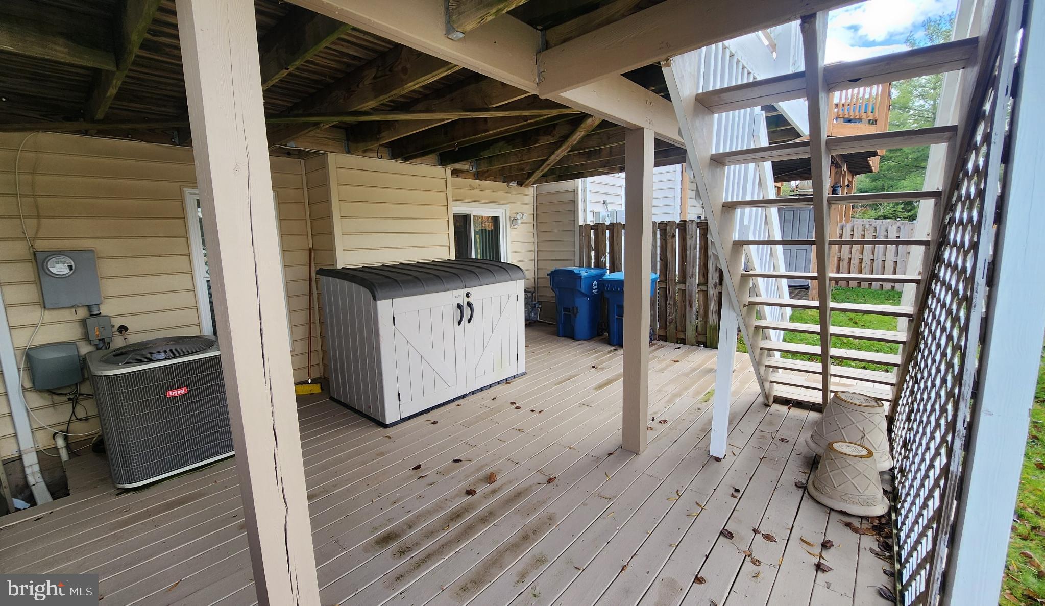 ASHBURN VILLAGE - Residential Lease