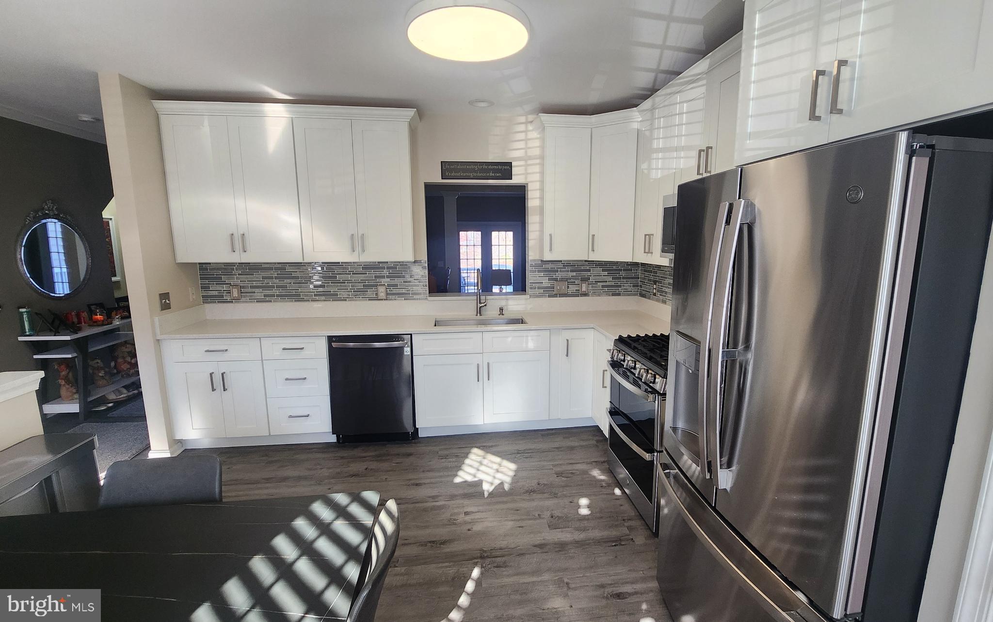 ASHBURN VILLAGE - Residential Lease