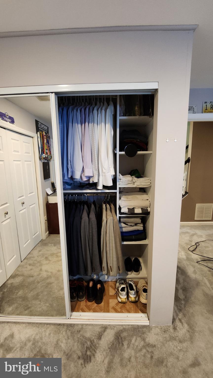 ASHBURN VILLAGE - Residential Lease