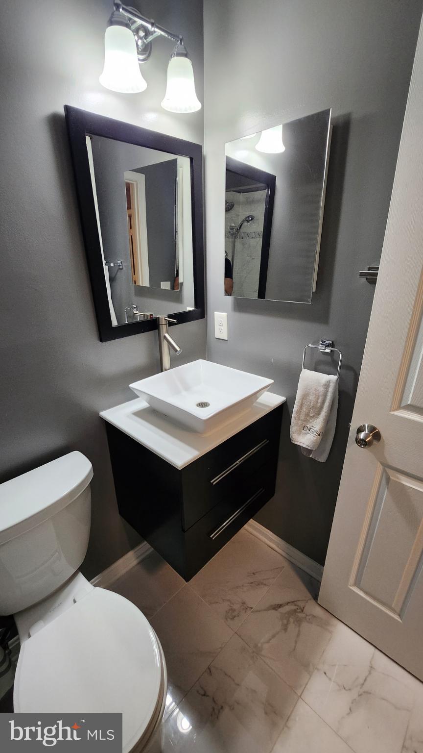 ASHBURN VILLAGE - Residential Lease