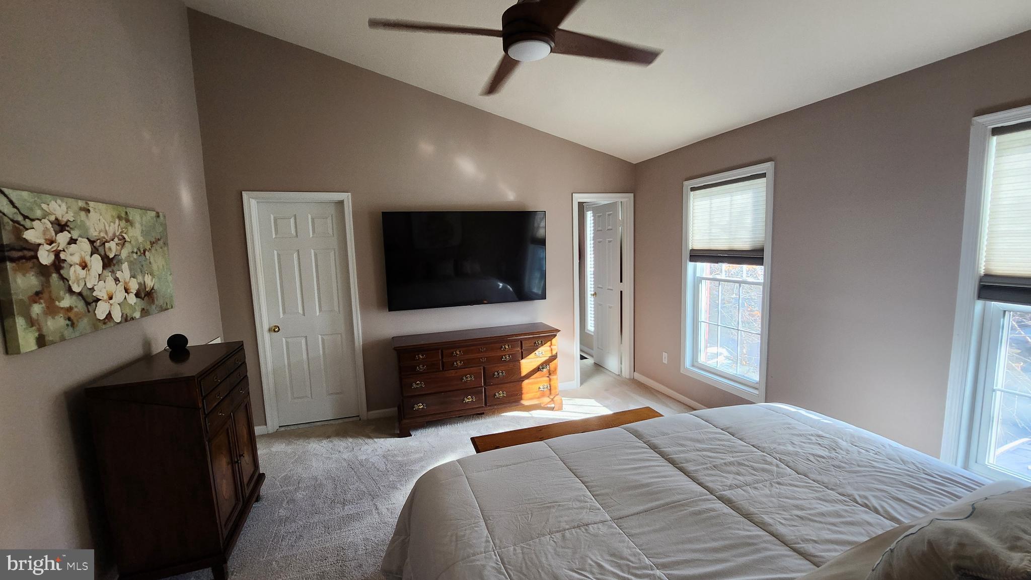 ASHBURN VILLAGE - Residential Lease