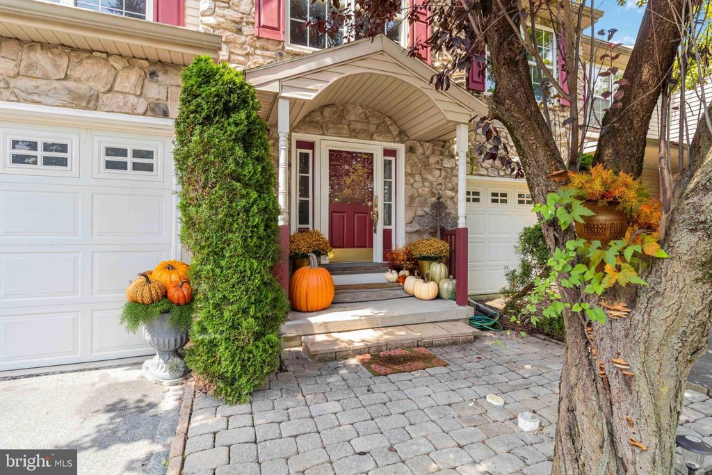 Photo of 25 Carousel Circle, HERSHEY, PA 17033 (MLS # PADA2047386)