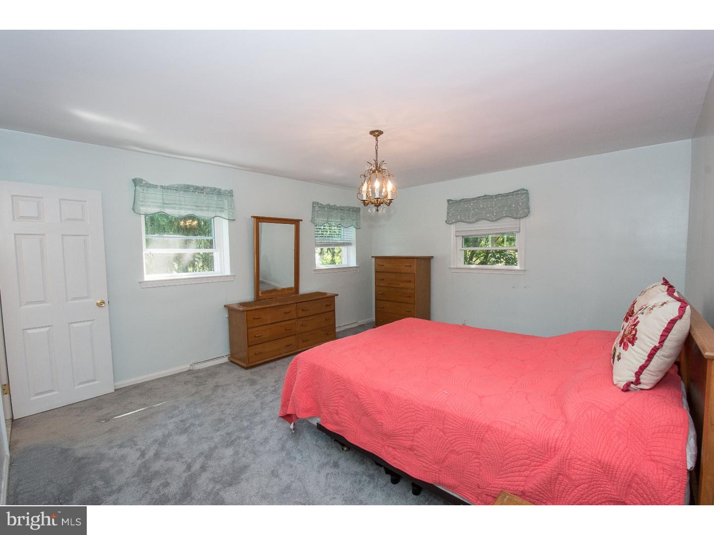 BRENTWOOD MANOR - Residential