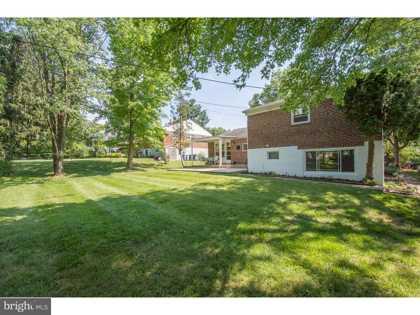 BRENTWOOD MANOR - Residential