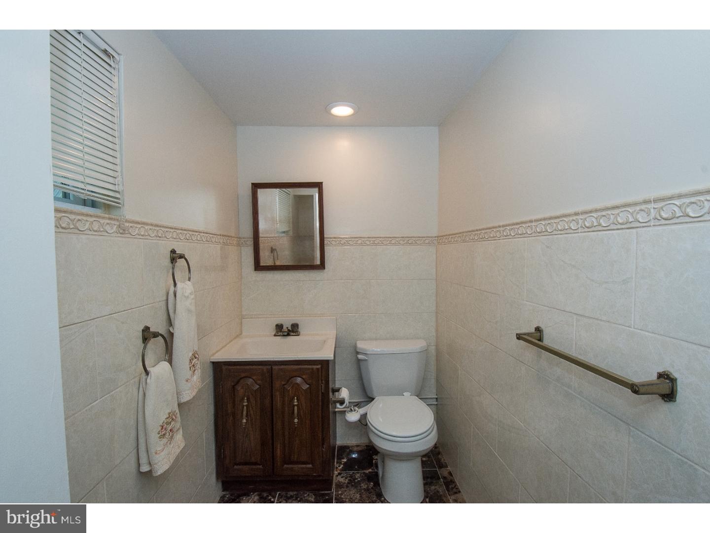 BRENTWOOD MANOR - Residential