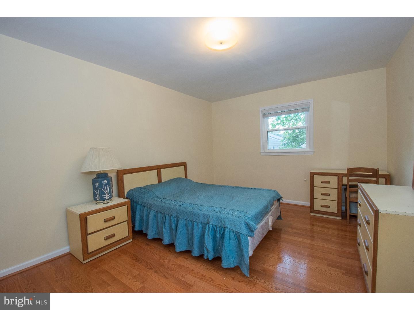 BRENTWOOD MANOR - Residential