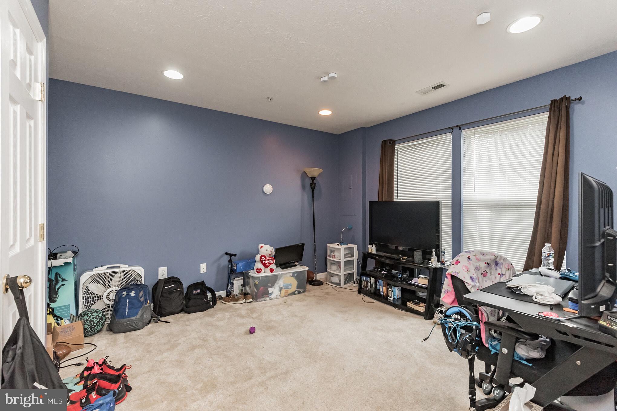 MIRAMAR LANDING - Residential