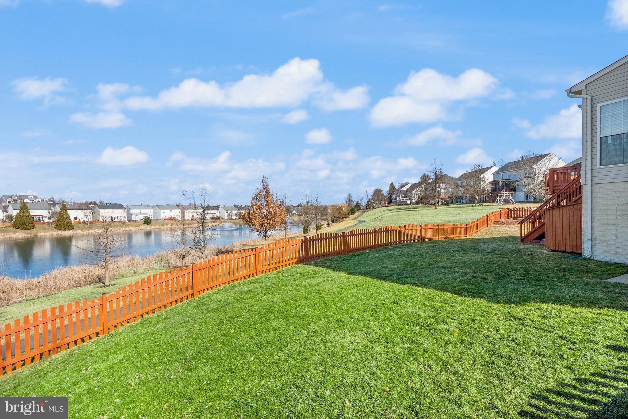 STRATFORD - Residential