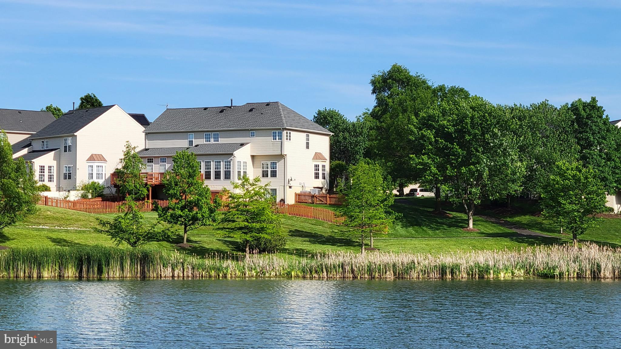 STRATFORD - Residential