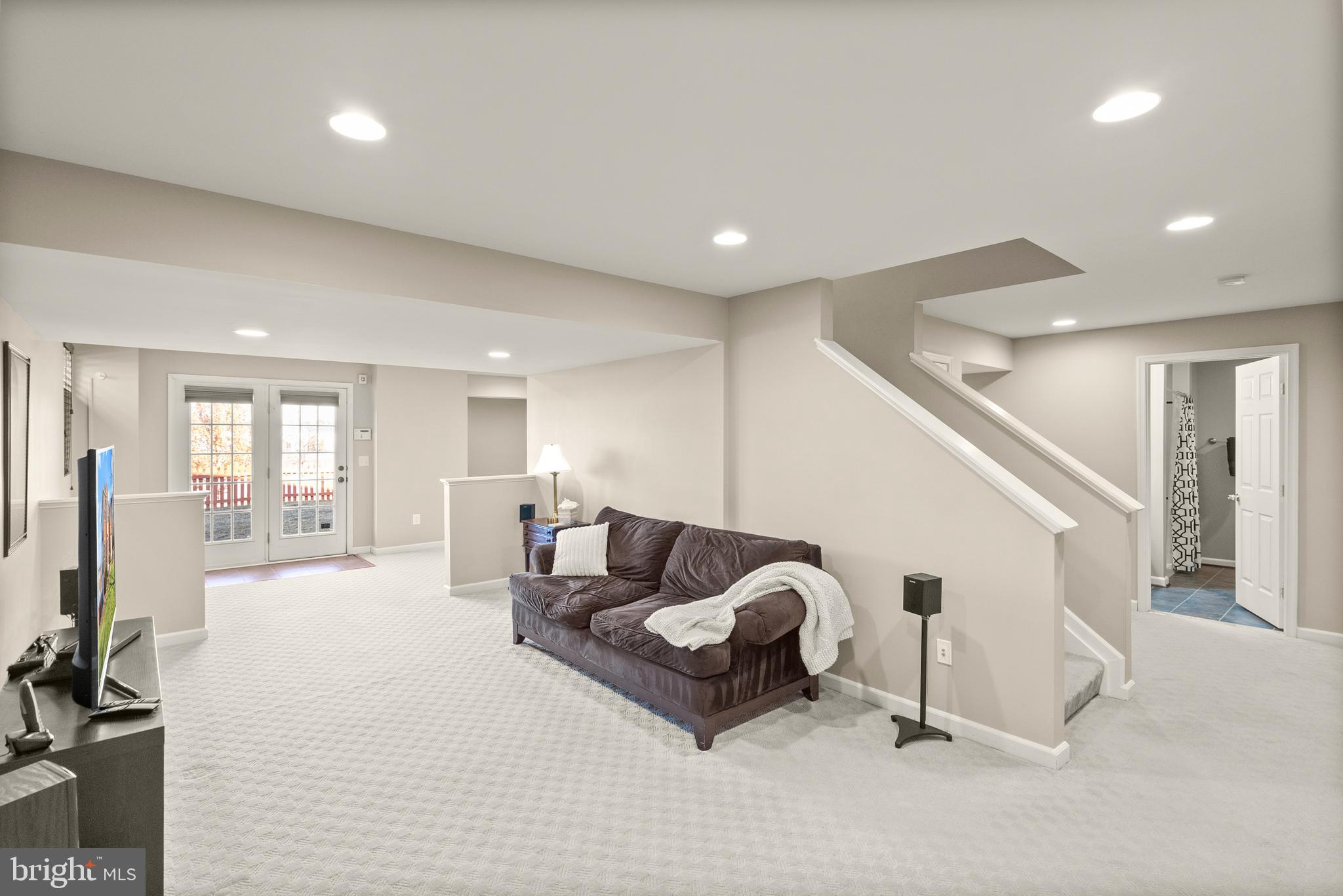 STRATFORD - Residential