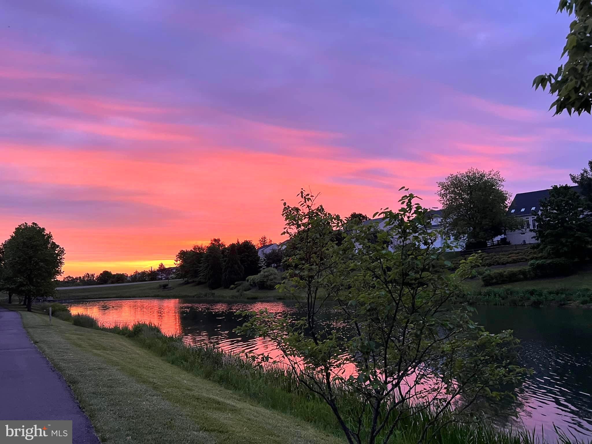 STRATFORD - Residential