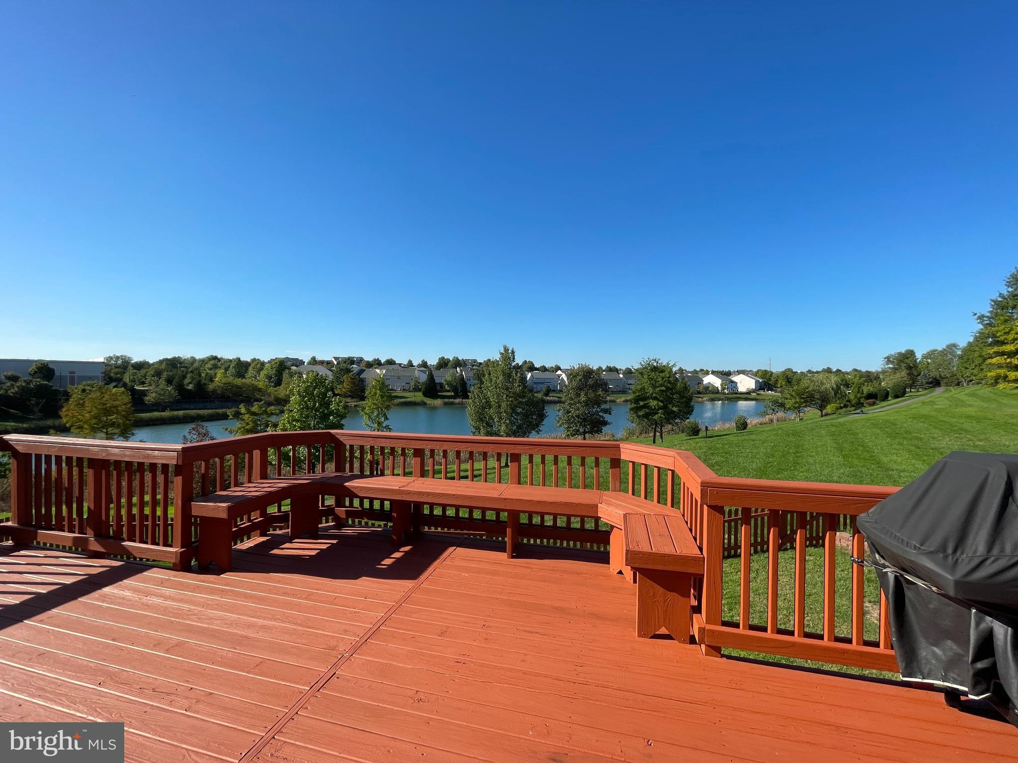 STRATFORD - Residential