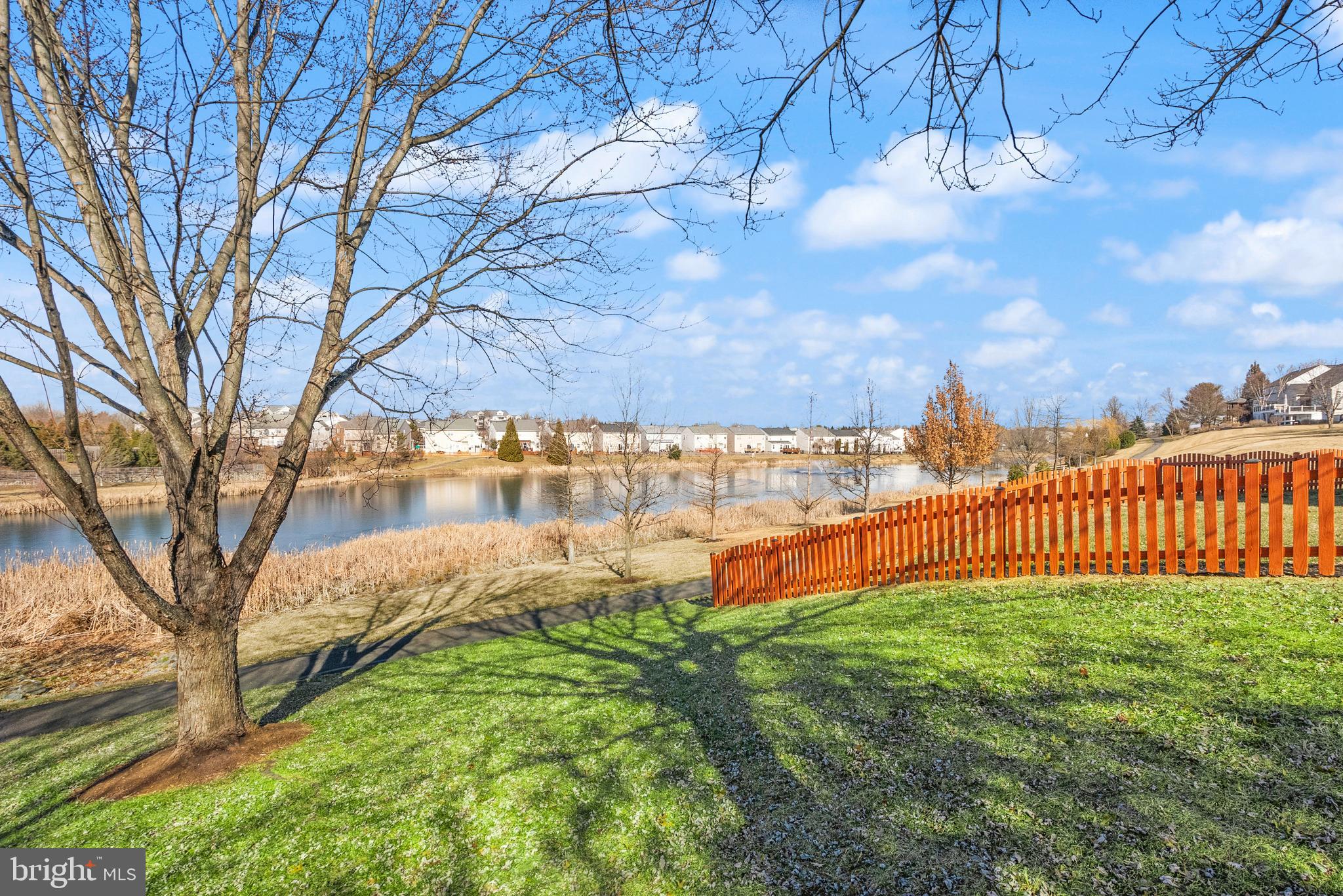 STRATFORD - Residential