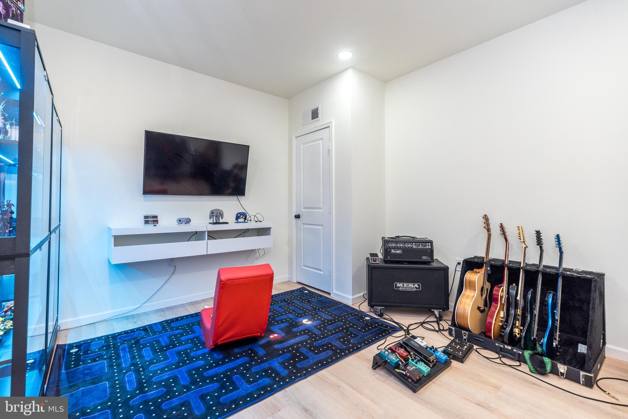 RESERVE AT WOODSIDE CREEK - Residential