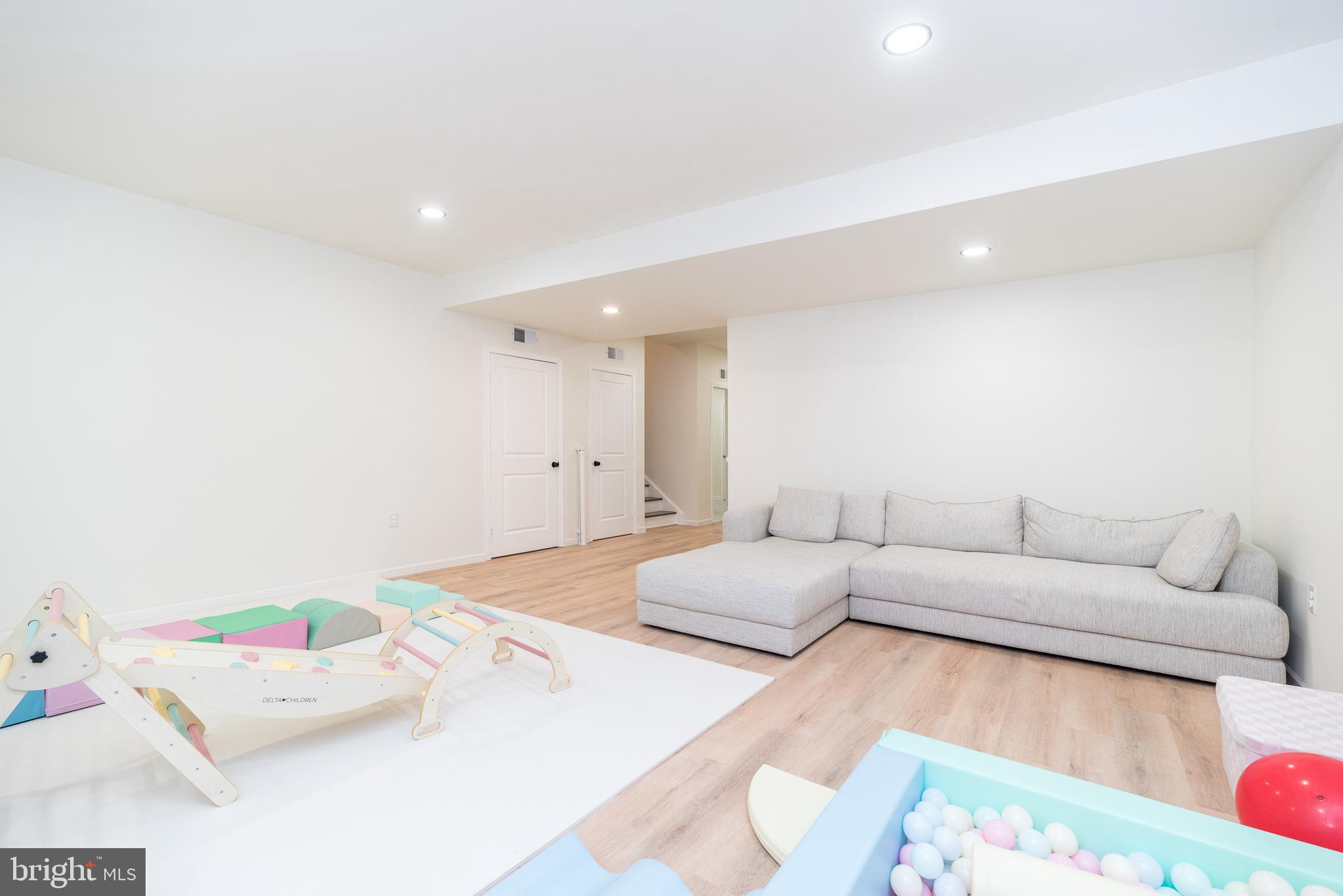 RESERVE AT WOODSIDE CREEK - Residential