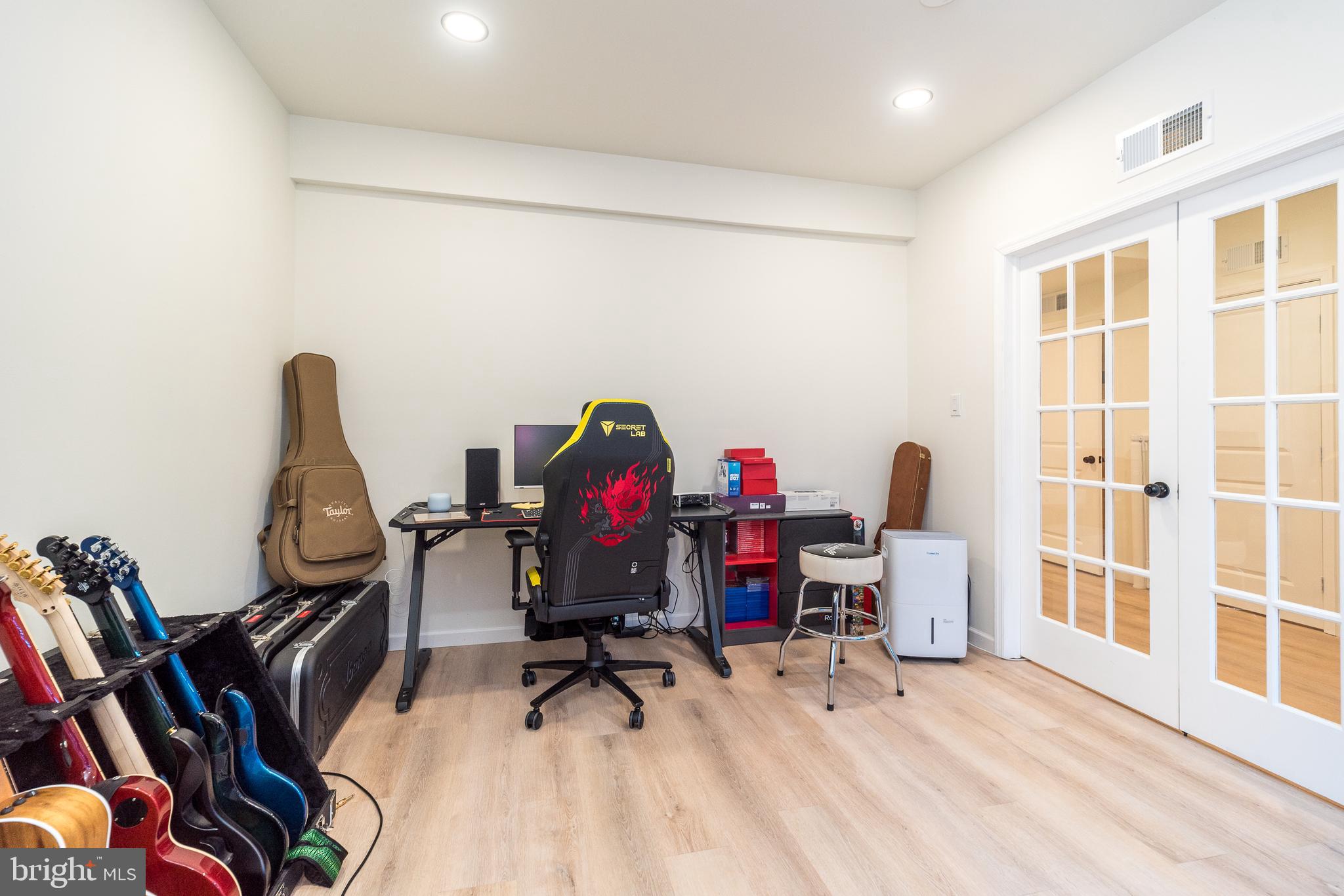 RESERVE AT WOODSIDE CREEK - Residential