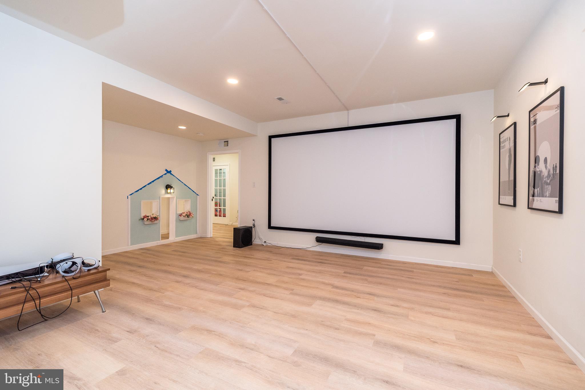 RESERVE AT WOODSIDE CREEK - Residential