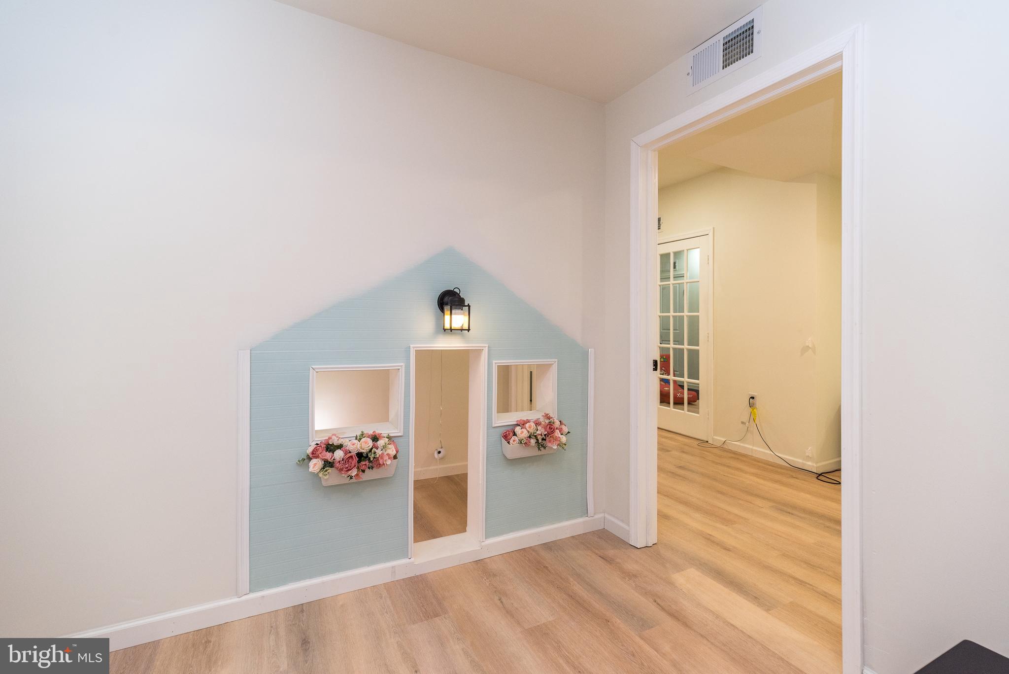 RESERVE AT WOODSIDE CREEK - Residential