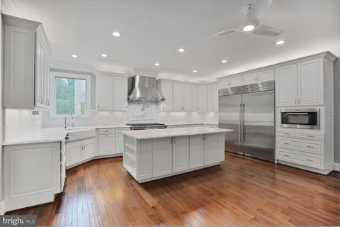 13013 DUNHILL DRIVE FAIRFAX VA 22030