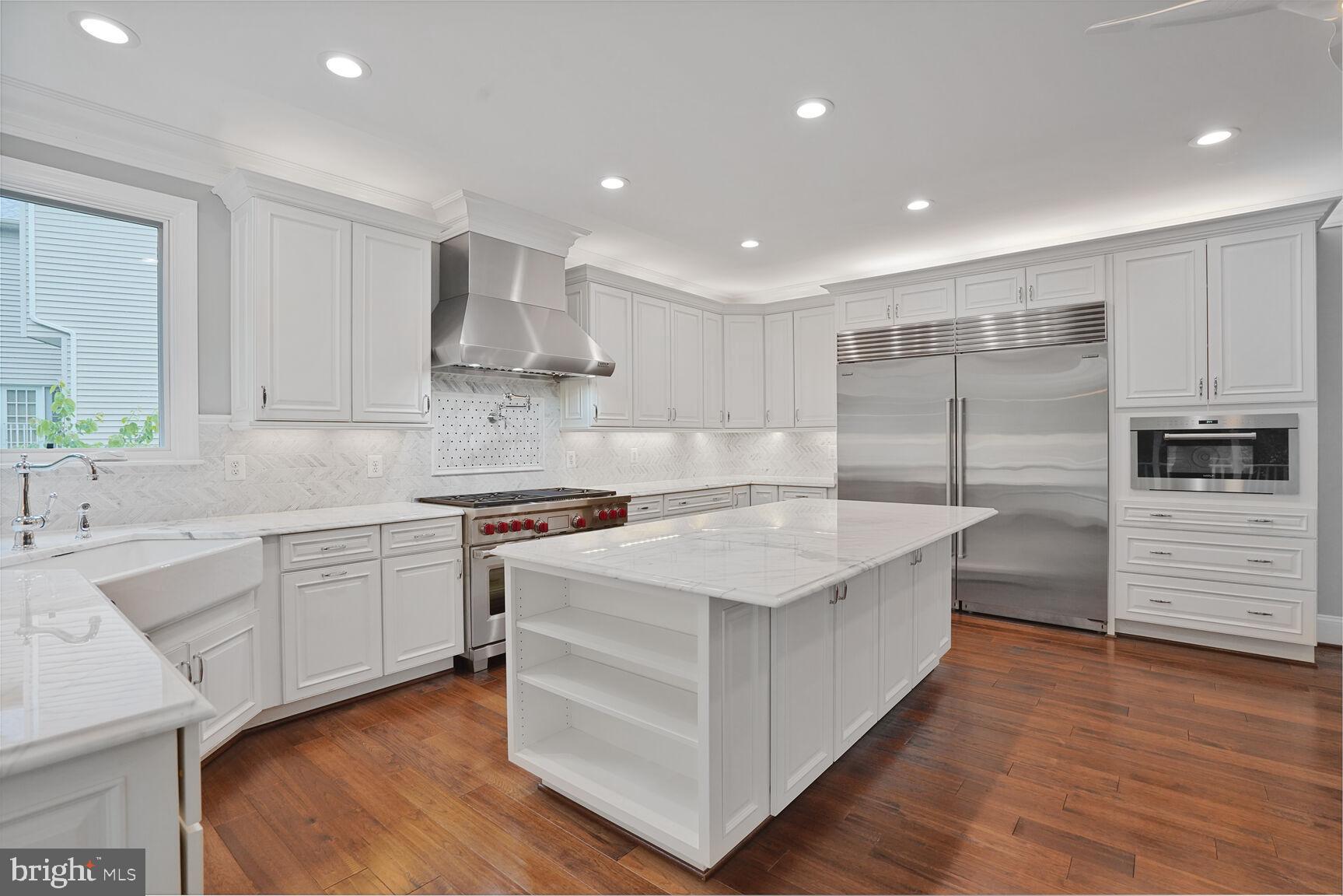 13013 DUNHILL DRIVE