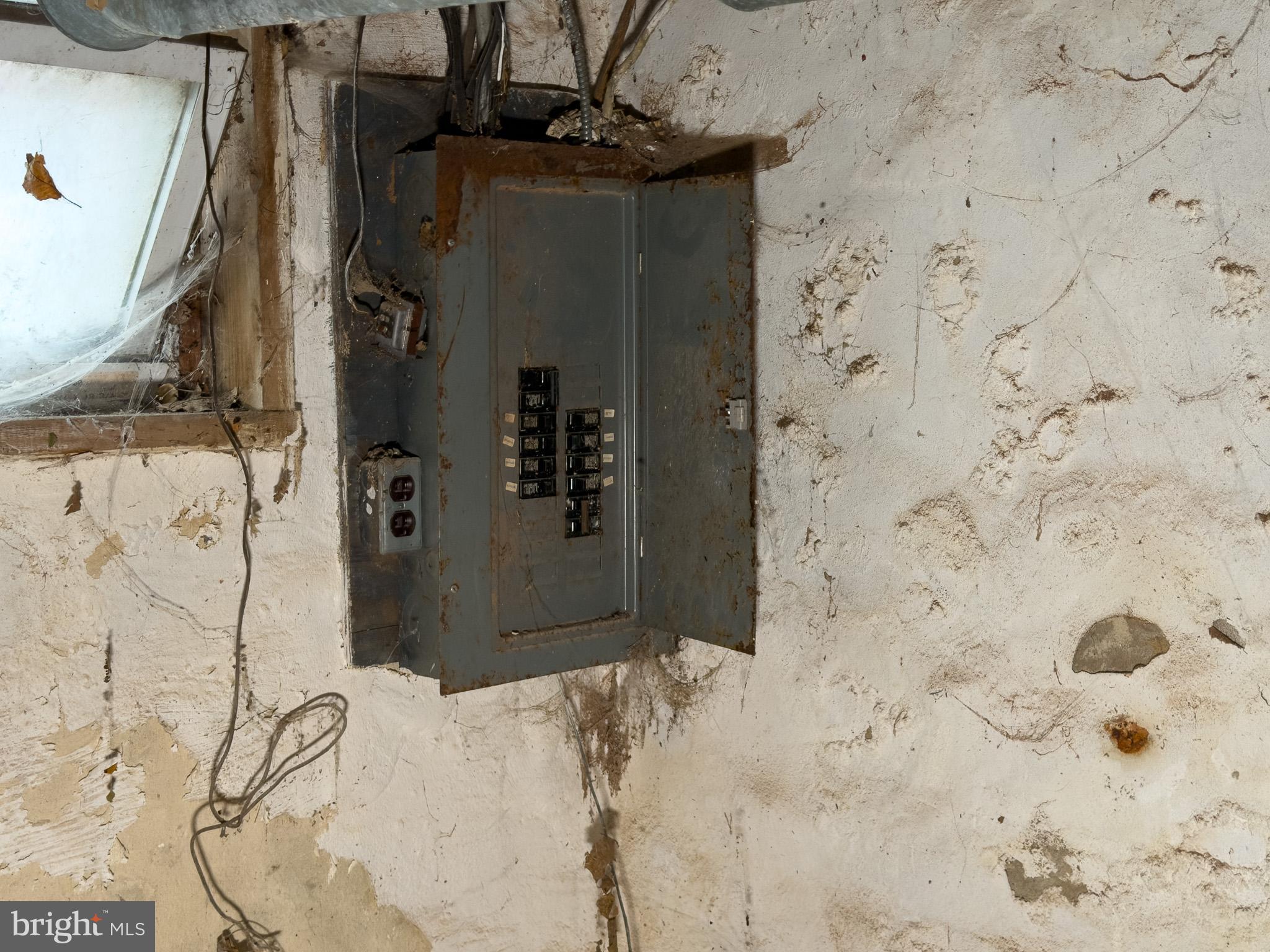 GERMANTOWN - Residential