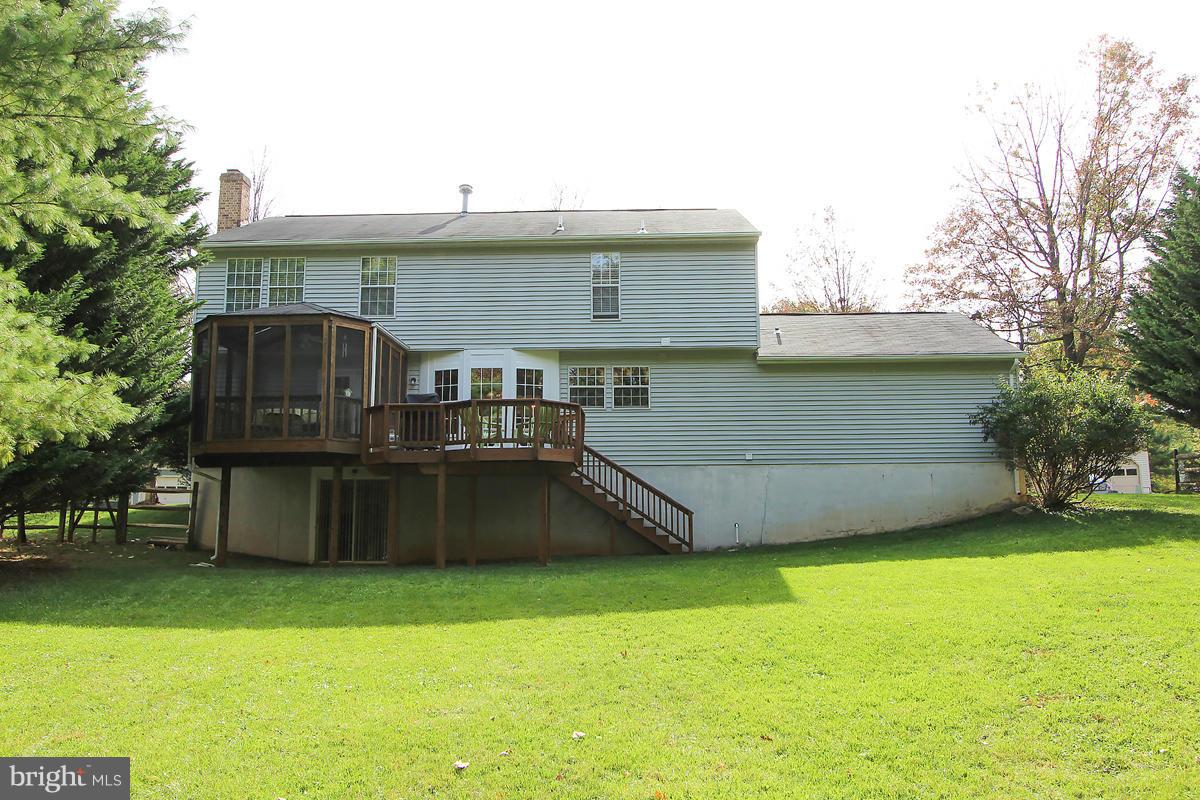 POTOMAC CROSSING - Residential