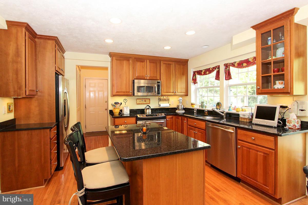 POTOMAC CROSSING - Residential