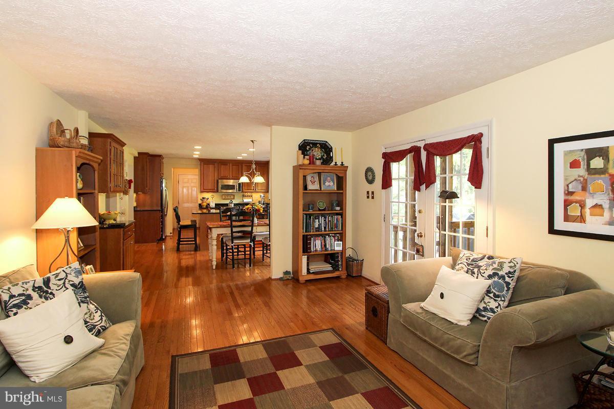 POTOMAC CROSSING - Residential