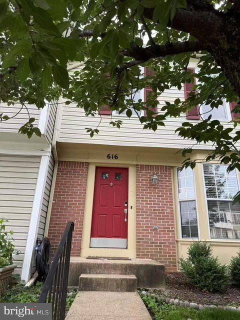 616 LUCKY LEAF CIRCLE CATONSVILLE MD 21228