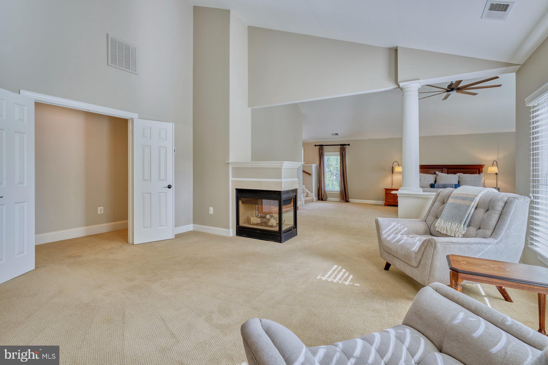 BEACON HILL - Residential